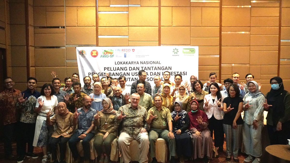 Peserta lokakarya nasional yang berpartisipasi langsung di Jakarta. Foto: ©RECOFTC Indonesia