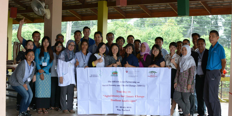 foto bersama peserta training agroforestri