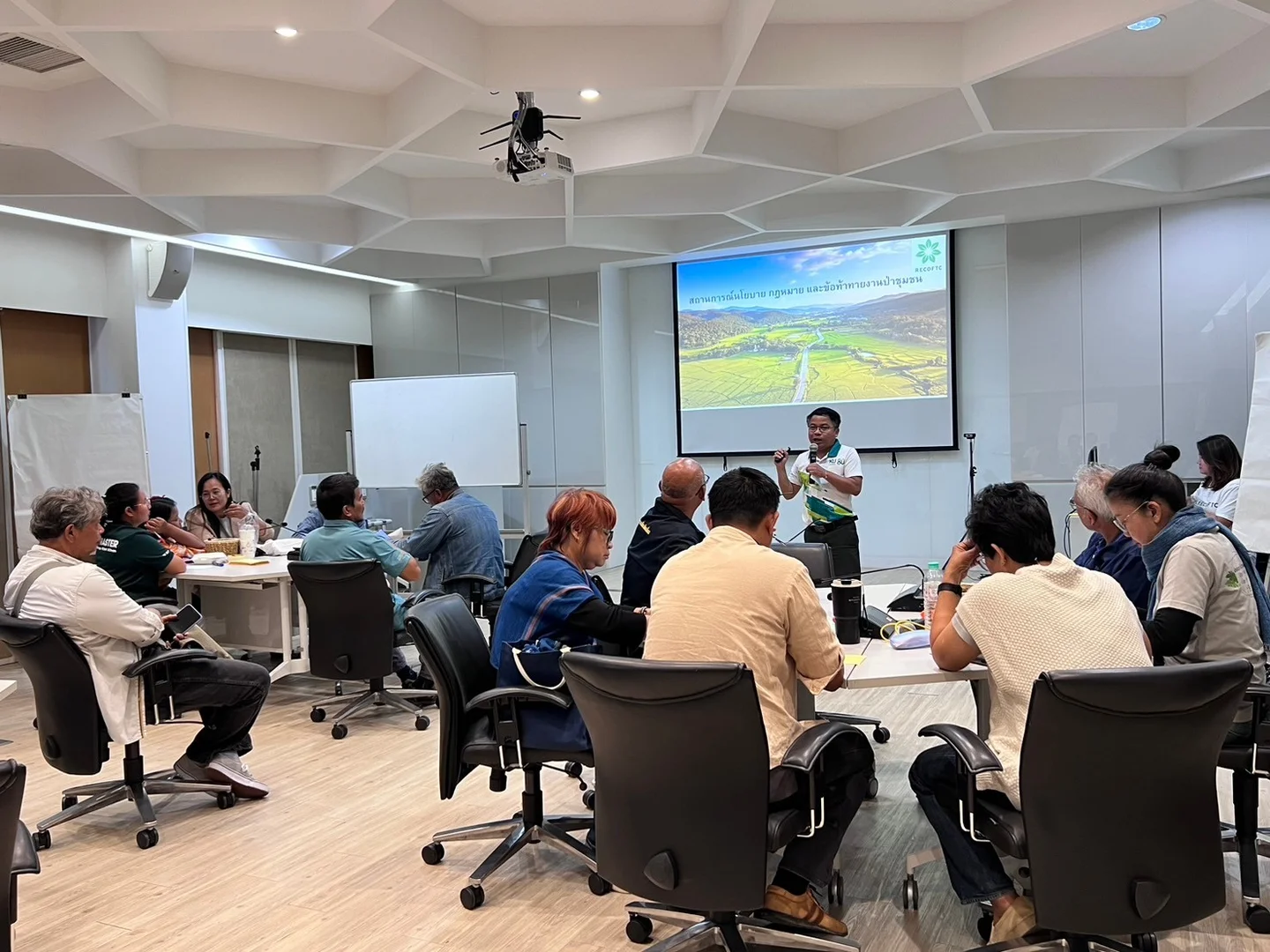 Rawee Thaworn, capacity development and research coordinator at RECOFTC Thailand, summarizes community forest law-related developments and challenges for CF-NET representatives.